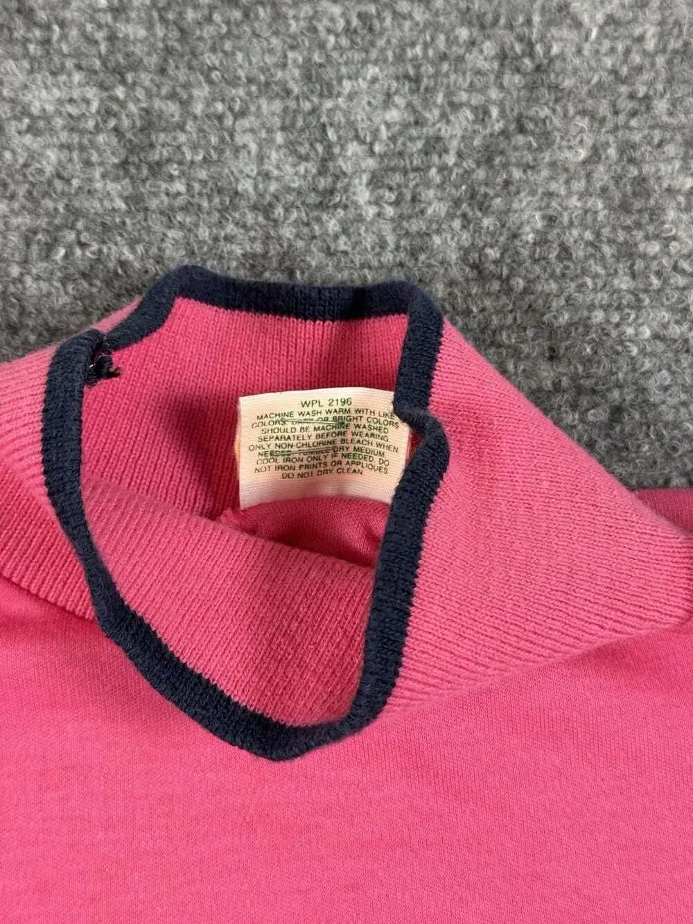 Vintage Baby Girls Pink Turtleneck Long Sleeve World Graphic Shirt Size 5